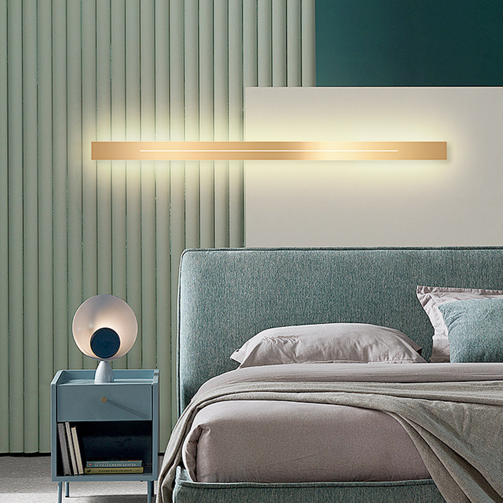 Lampă de perete Valtia LED modernă, simplă, de interior