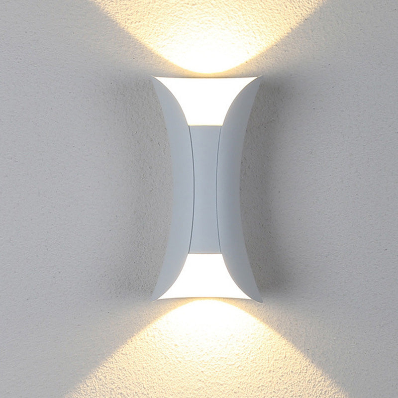 Lampă de Perete LED Calyxor Curvată pentru Exterior