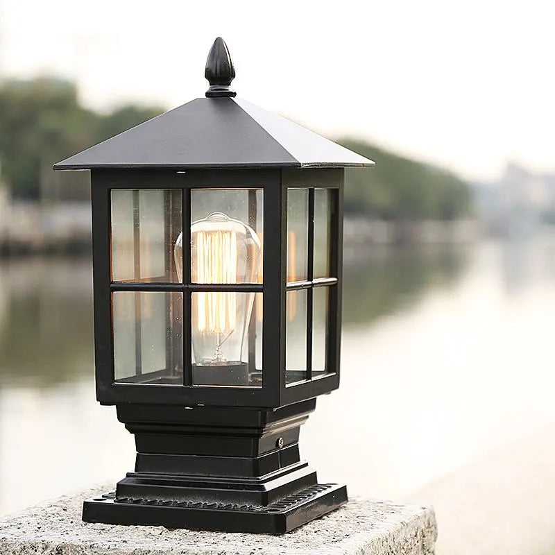 Stâlp de iluminat exterior Arvico, modern, cu felinar de sticlă, LED