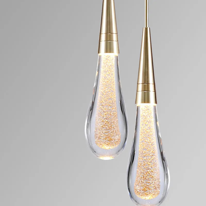 Lustră suspendată Eloria cu picătură de cristal, auriu