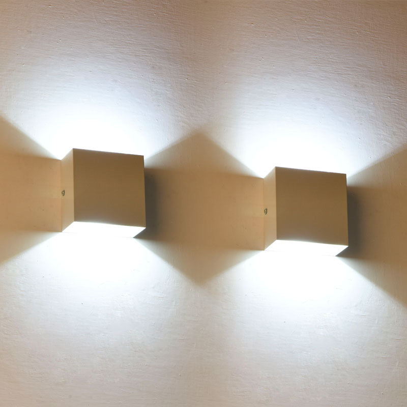 Eronil Lampă de perete LED pătrată modernă reglabilă pentru exterior