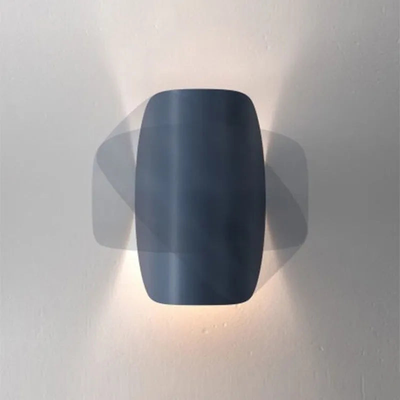 Lampă de perete LED Kio pentru citit, rotativă 360°, pentru noptieră și living