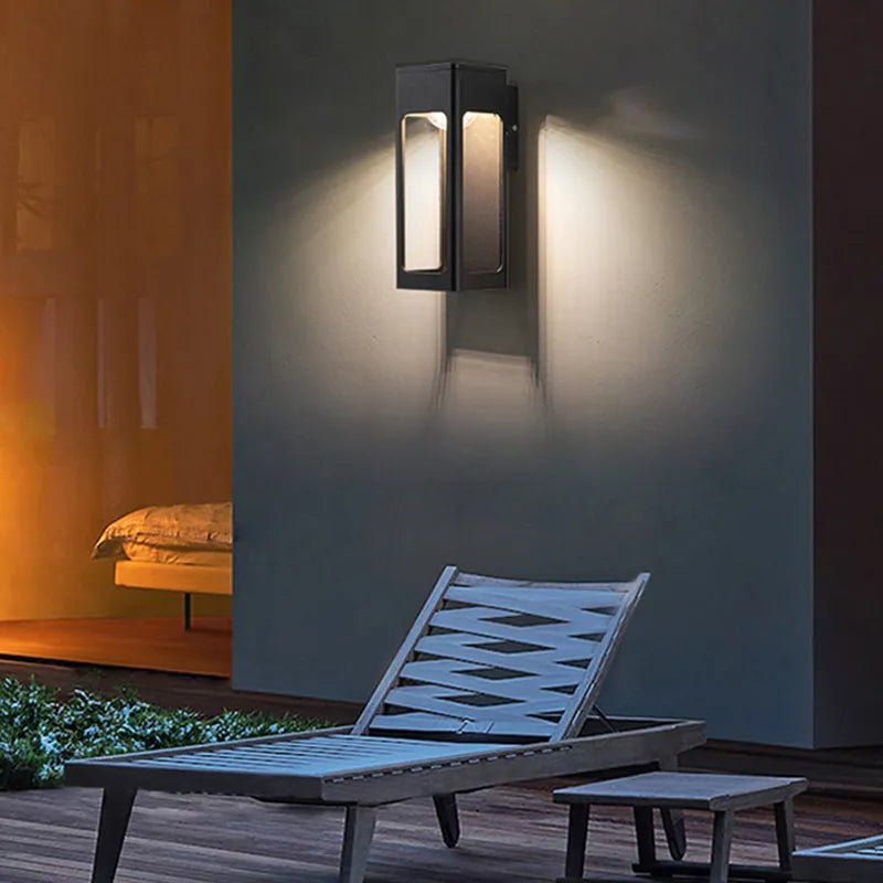 Lampă de perete exterioară Teniq modernă, impermeabilă, minimalistă, geometrică