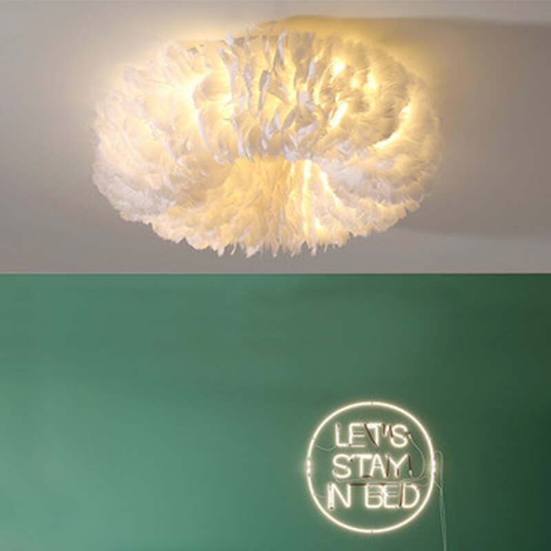 Plafonieră rotundă Velix cu pene de lebădă