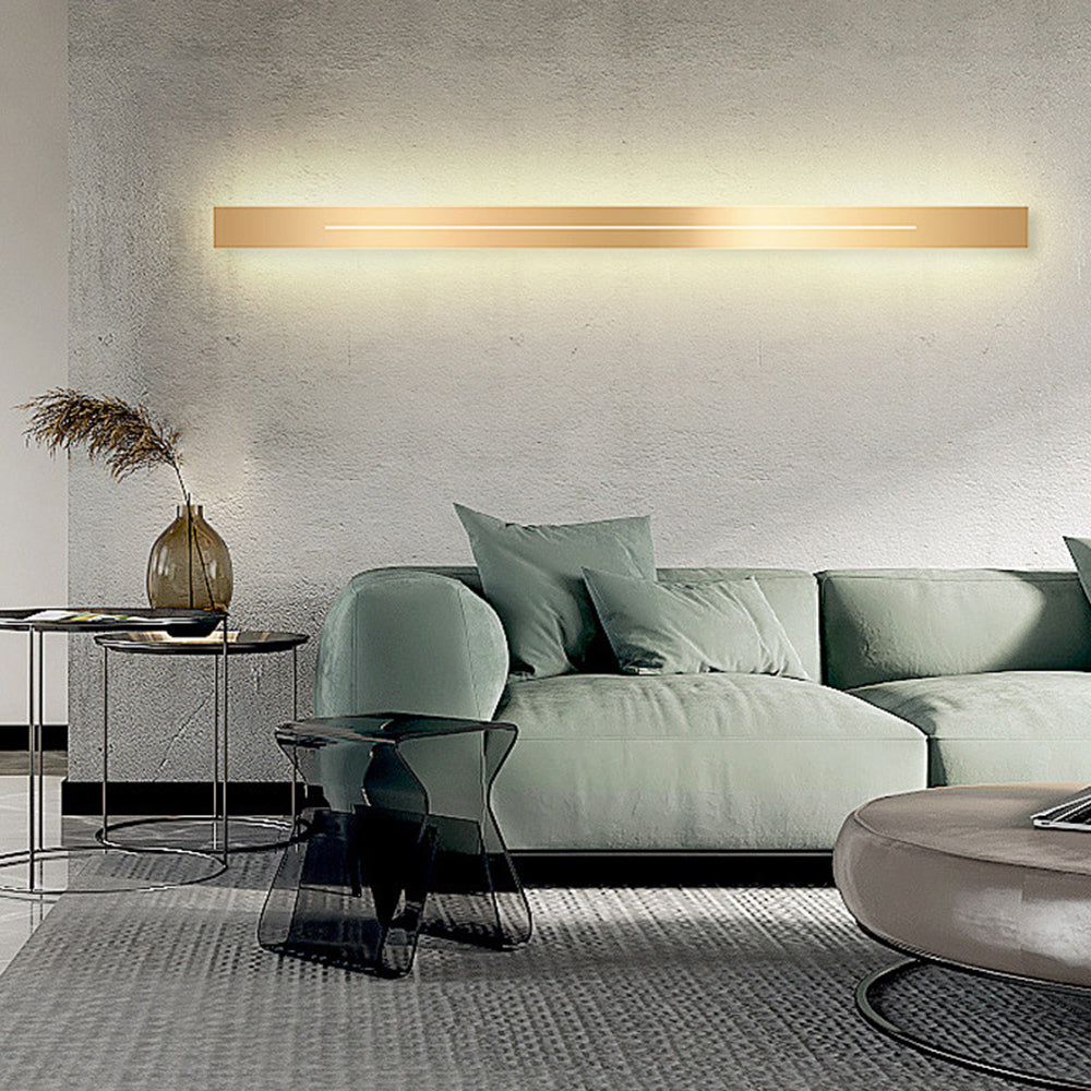 Lampă de perete Valtia LED modernă, simplă, de interior