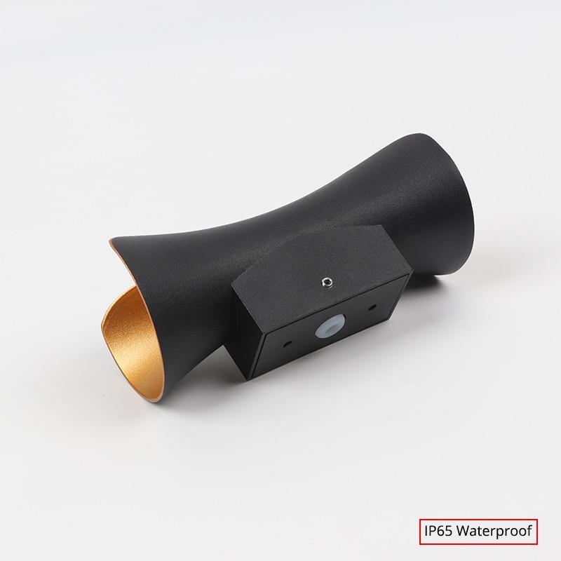 Lampă de Perete LED Calyxor Curvată pentru Exterior
