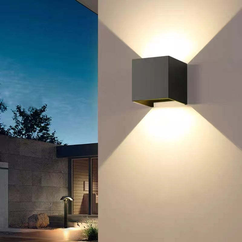 Eronil Lampă de perete LED pătrată modernă reglabilă pentru exterior