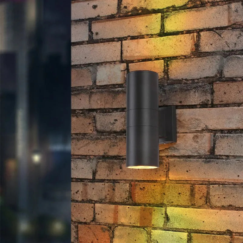 Lampă de perete de exterior Kirema, minimalistă, cu două capete