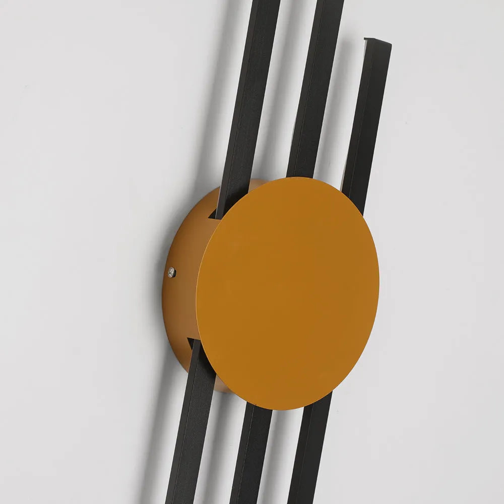 Lampă de perete liniară modernă Norex, în două culori